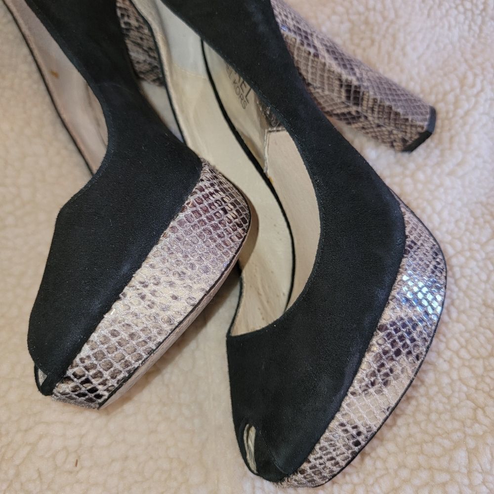 Michael Kors black suede peep-toe platform snakeskin heels (7.5M) - Picture 4 of 8